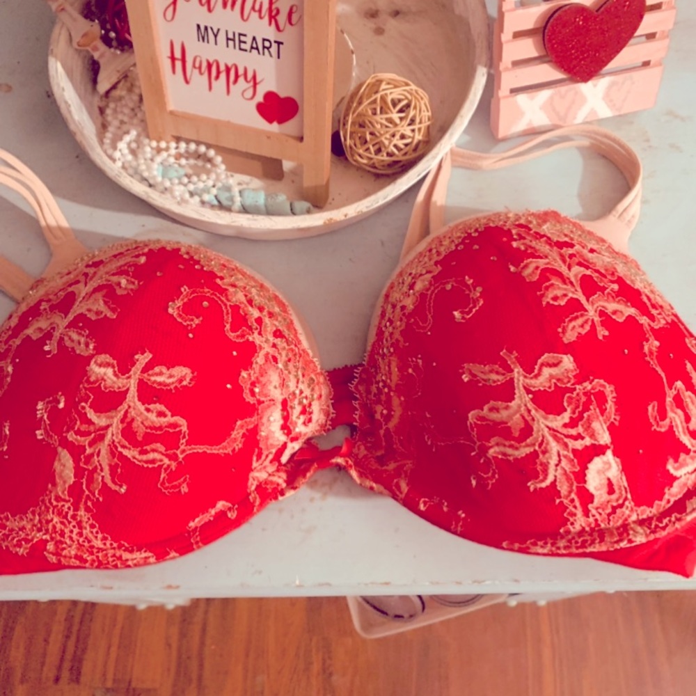 Victoria secret push up bra